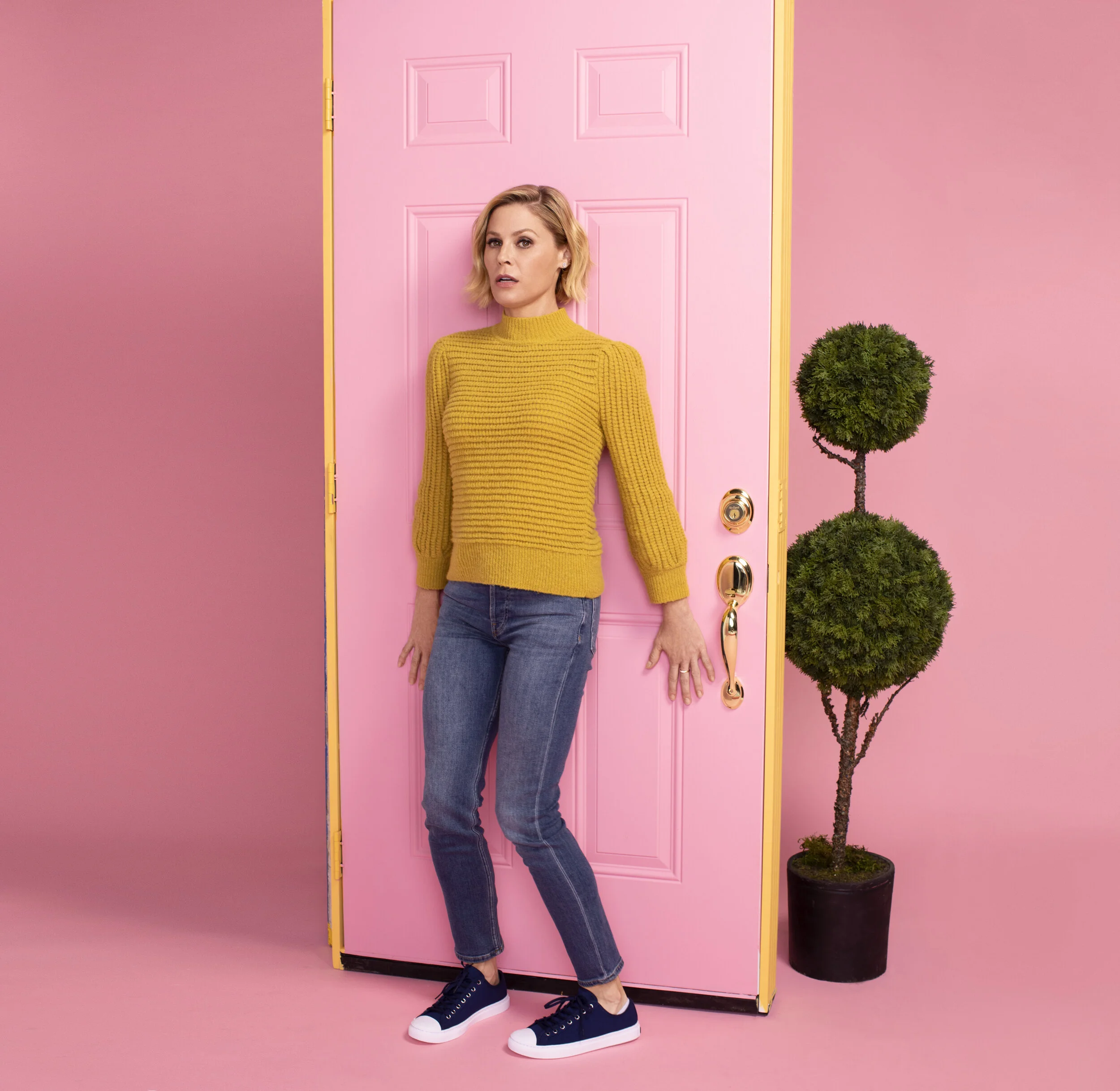 Julie Bowen for Xofluza campaign image 6